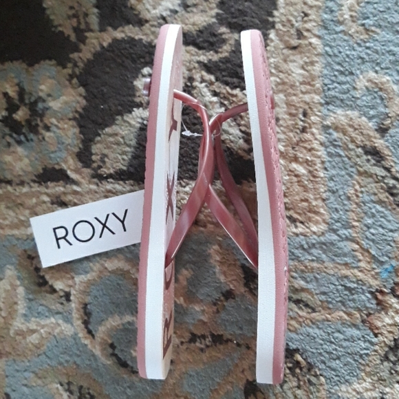 6x*Host Pick*Roxy adorable flip flop sandals - Picture 12 of 16